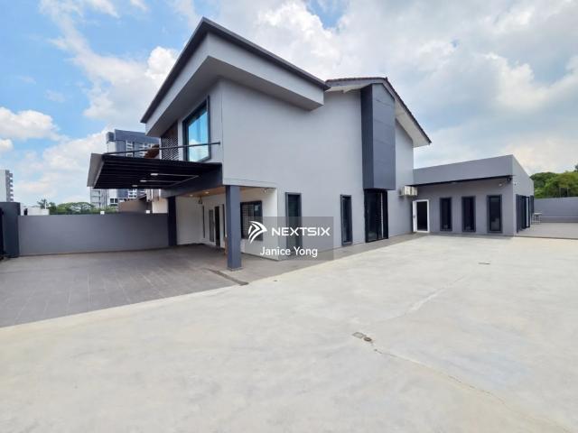 Semi D/Bungalow