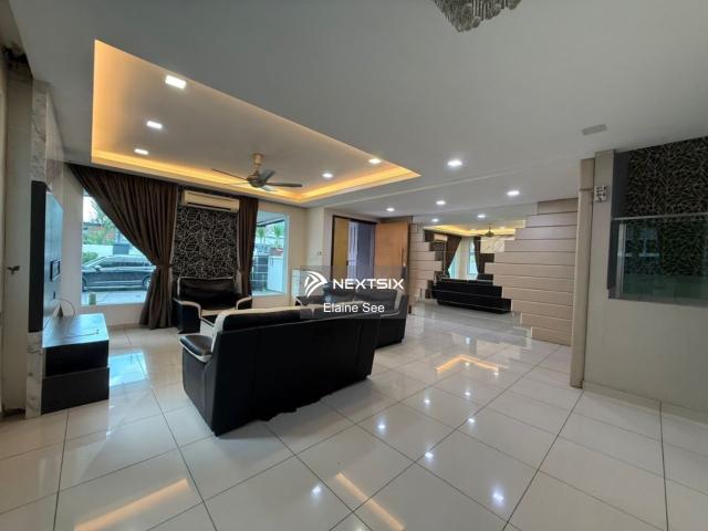 Semi D/Bungalow