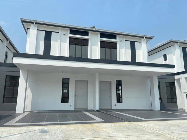 Semi Detached Ecoworld Regent Garden