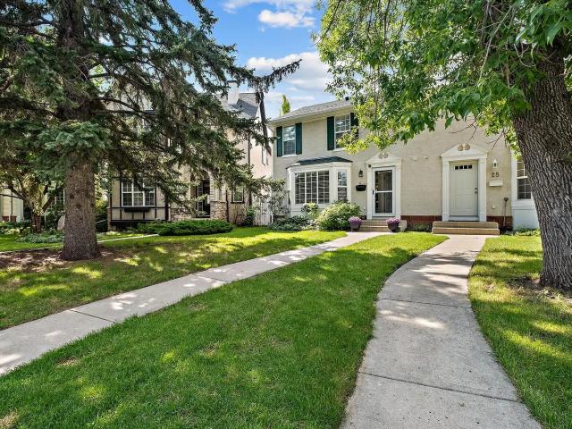 SEMI DETACHED furnished house in Garrison Woods/Mardaloop avail May 15t