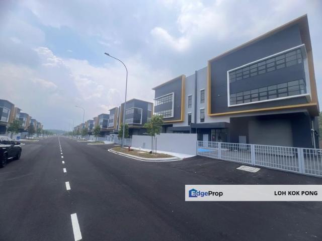 SEMI DETACHED FACTORY AT XME BUSINESS PARK @ NILAI FOR RENT