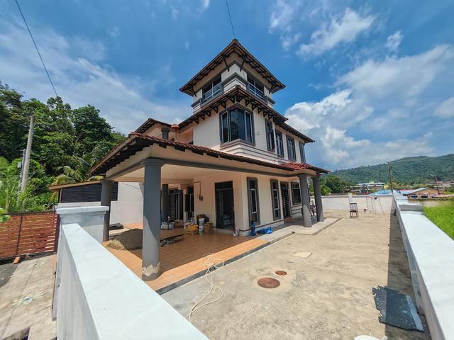 Semi Detached House beside Bentong Health Clinic Batu 1