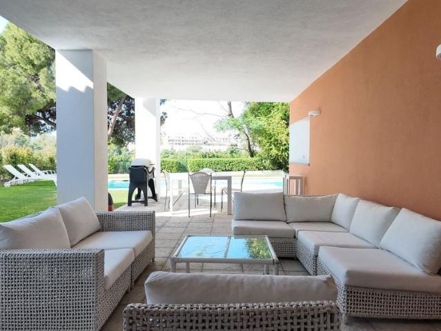 Semi Detached House in Nueva Andalucía
