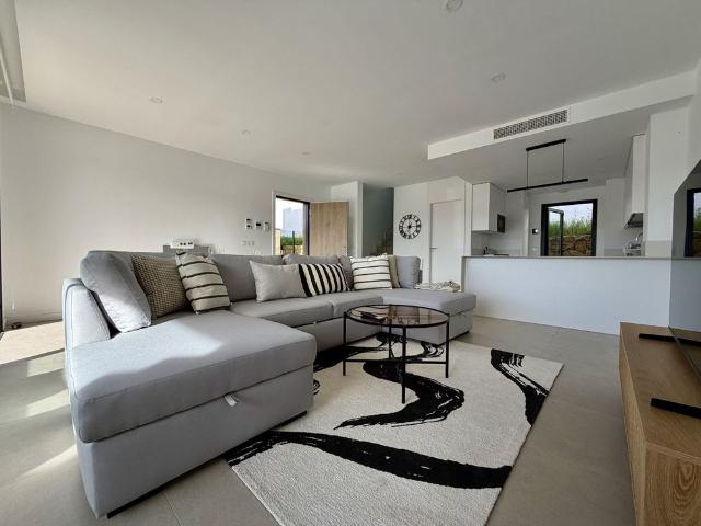 Semi Detached House in Atalaya Isdabe