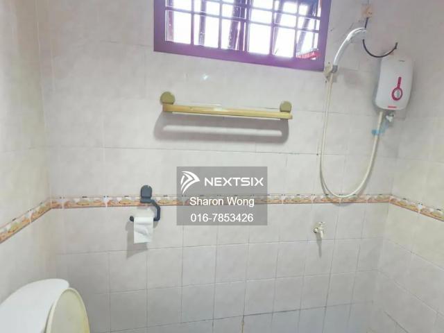 Semi Detached House With Spacious Land In Kobusak Kepayan