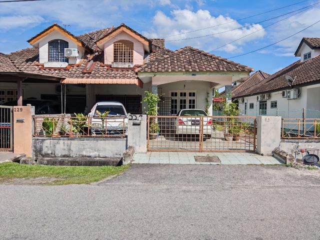 Semi Detached Venice Sutera Manjung