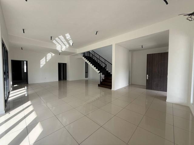 Semi Detached 2 Storey Terrace Serenia Aqila Serenia City