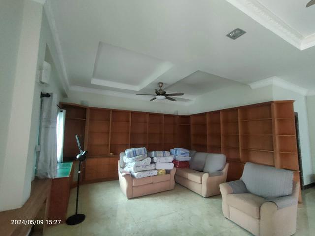 Semi detached 3 storey Nice House putatan putatan town