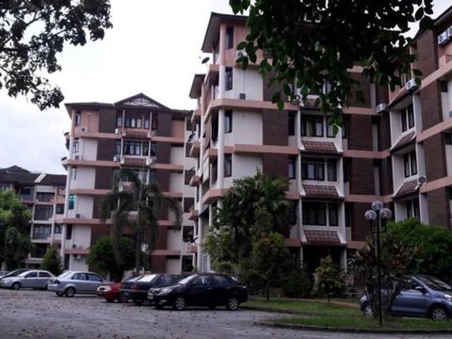 semi furnish unit sell with low price
