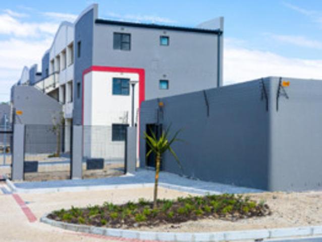 Semi Furnished 1 Bedroom Apartment to Rent in The Conifers, Blue Downs