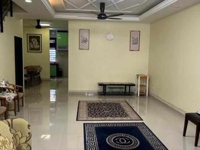 Semi Furnished 2 Storey Special Offer for Students