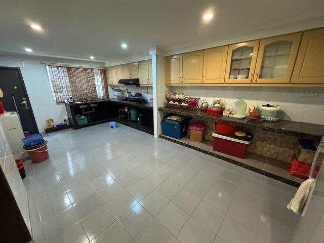 Semi Furnished 2 Sty Terrace Desa 12 Bandar Country Home RENT