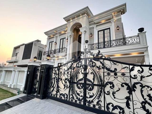 Semi Furnished Full Basement 1 Kanal Classic House For Sale in DHA Phase 6 L Block Near to Raya