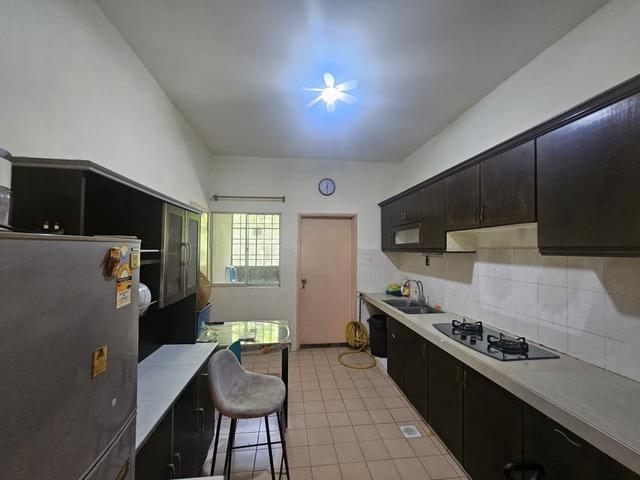 semi furnished negotiable 2 Storey House Garnet Kota Emerald