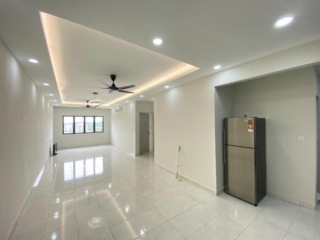 Semi furnished Pr1ma two apartment 1000sqft laman view Cyberjaya 9