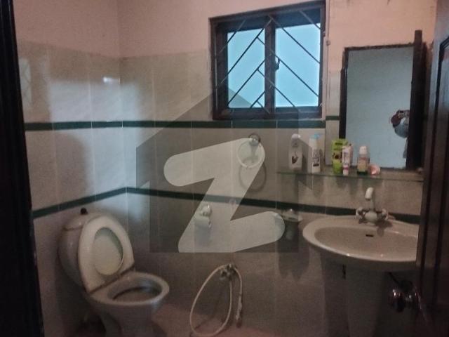 Semi Renovated Neat and Clean full House 4 Bedrooms Available Askari 10