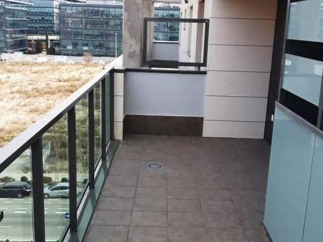 Semiático de 2 habitaciones y terraza cerca de Caser y BBVA