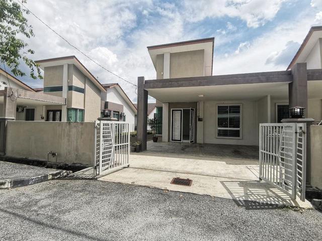 SEMID 4 BILIKTAMAN AKASIA 2 CHANGLUNSesuai Bt Homestay