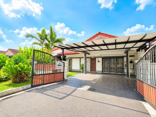 SEMID 2300sqft SINGLE STOREY CLUSTER TAMU HILL PARK batang kali