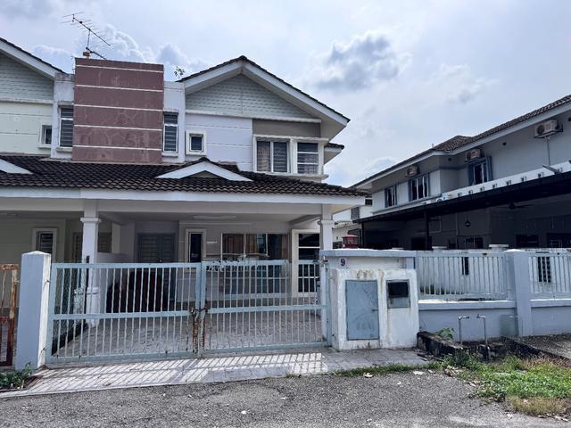 SemiD 2 Tingkat Taman Tasik Semenyih