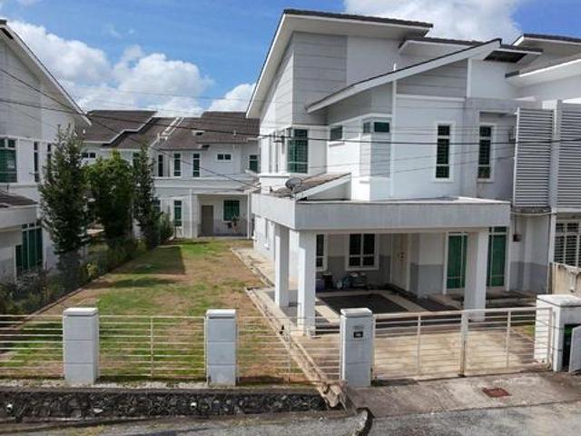 SemiD 2 tingkat Taman Tunku Sarina Jitra