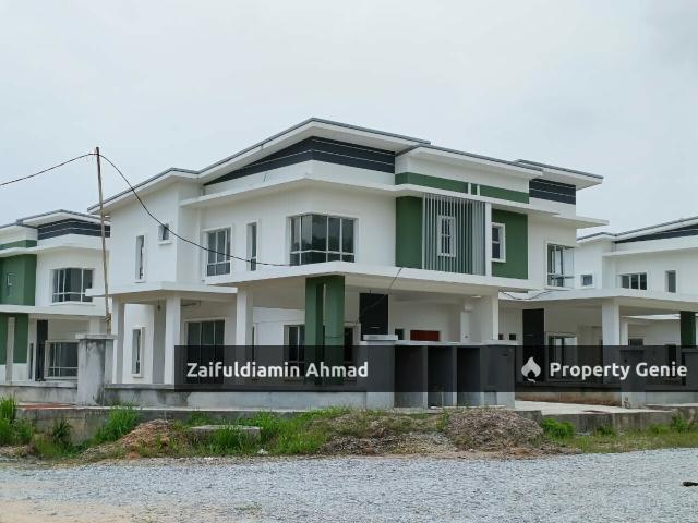 SemiD Taman Salak Mulia spacious near KLIA