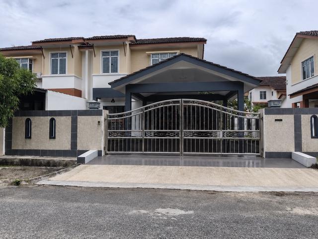 Fully Furnished l Siap HomestayCORNER LOT BANDAR SERI ASTANA SP