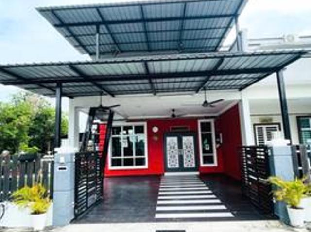 Semid corner freehold tangga batu cash back rm130k