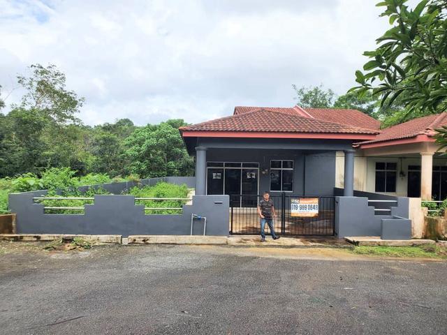 SemiD End Lot House For Sale Kuantan