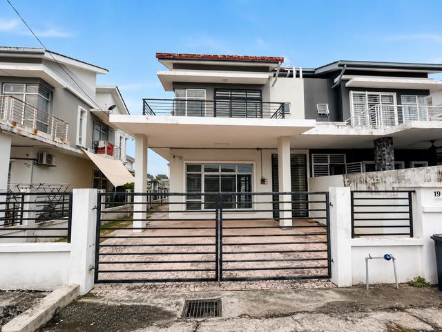 SemiD Open Field View Behind House Indigo Homes BSP