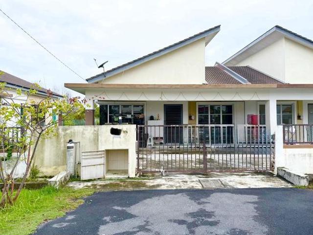 SEMID RENOVATED FACING OPEN Single Storey TAMAN SALAK BUDI Sepang
