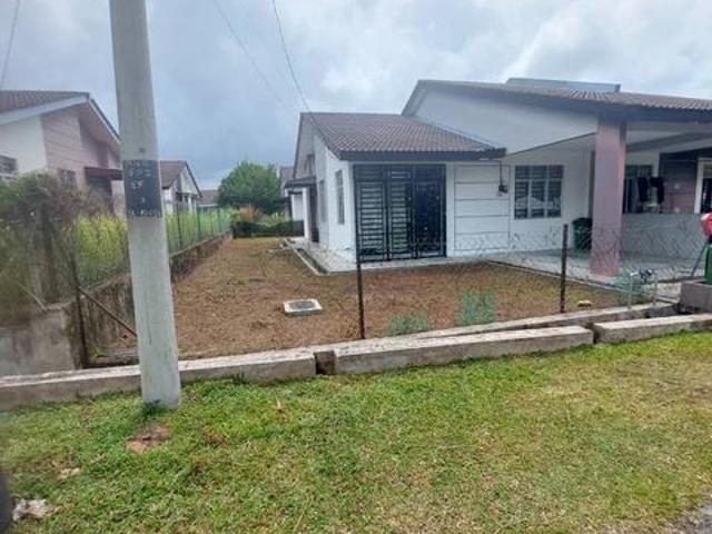 SemiD Setingkat Perumahan Makmur Gambang Jaya 1 Untuk Dijual