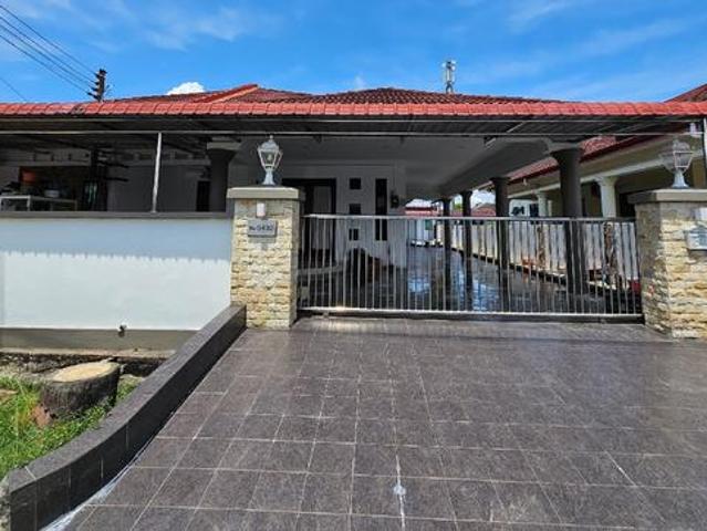 SemiD Single Storey House for Sell