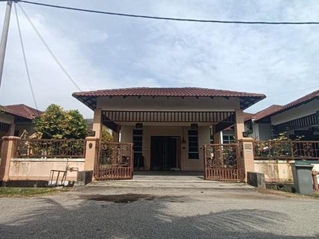 SemiD Single Storey Taman Cempaka Selatan Muar Open Facing
