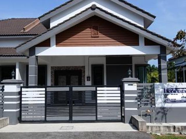 Semid single storey Taman Seri Unas 2 Muar house for sale