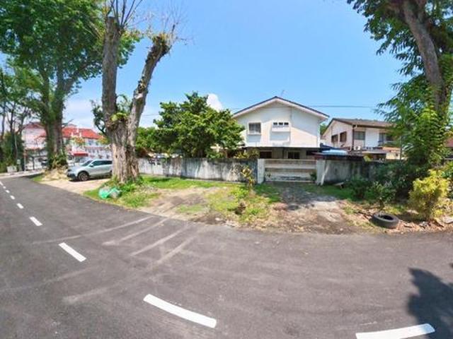 SemiDetached House at GeorgetownOff Jalan Residency