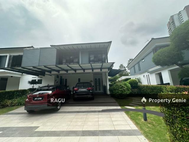 SemiDetached WaterEdge Senibong COVE