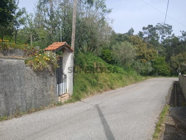 Semide Terreno para Construção