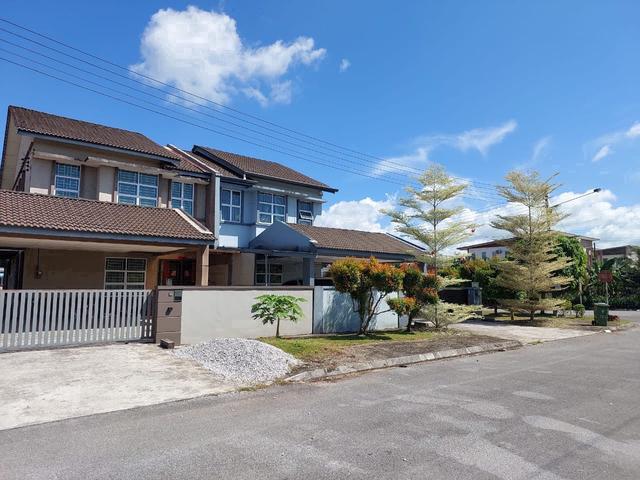 SEMII D Double Storey GENESIS MOYAN