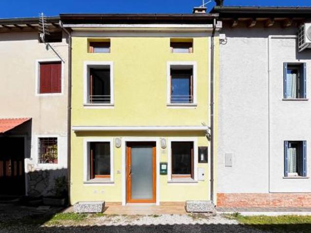 Semindipendente in affitto a Monteviale