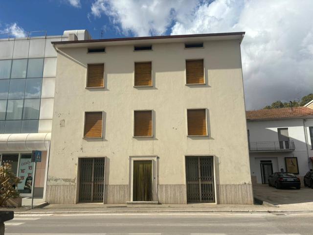 Semindipendente in vendita a Bastia Umbra