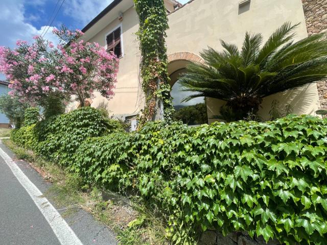 Semindipendente in vendita a Vado Ligure
