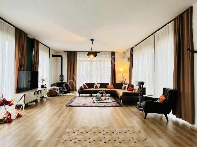 Semizkumlar Mavi Yelken'de Satılık Modern Dizayn Müstakil Villa