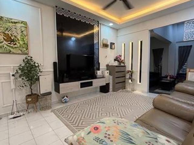 Senai Utama Single Storey Terrace HouseSenai