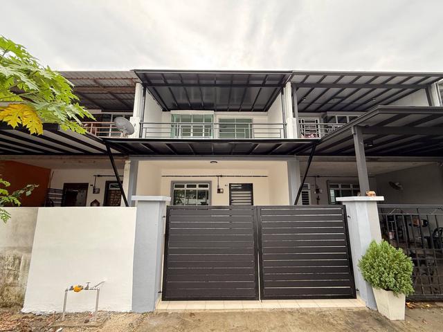 Senai Jaya Taman Scientex Double Storey 18x60 4Bed Unblock Full Loan