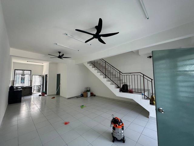 Senai Scientex Jaya Full loan Low deposit For sale
