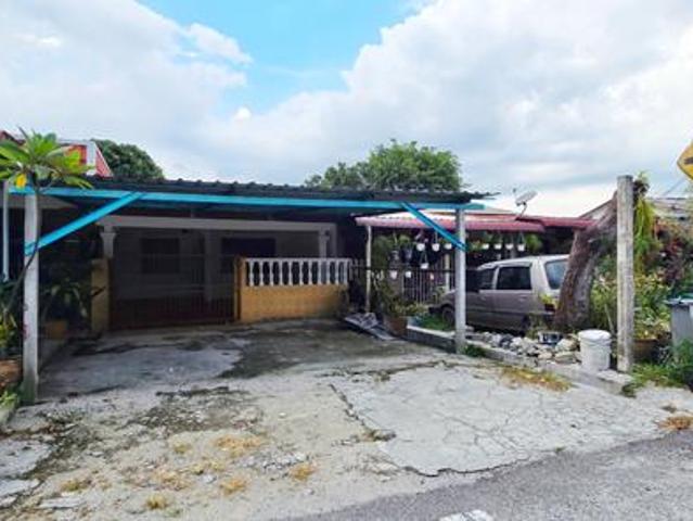 SENAWANG Teres 1 Tingkat Taman Cempaka SenawangNegeri Sembilan