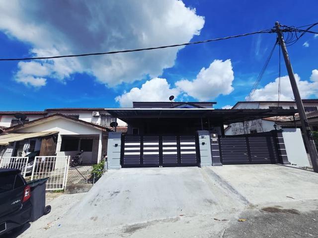 SenawangTaman Seremban Selatan2storey FREEHOLDRENOVATEDEXTENDED