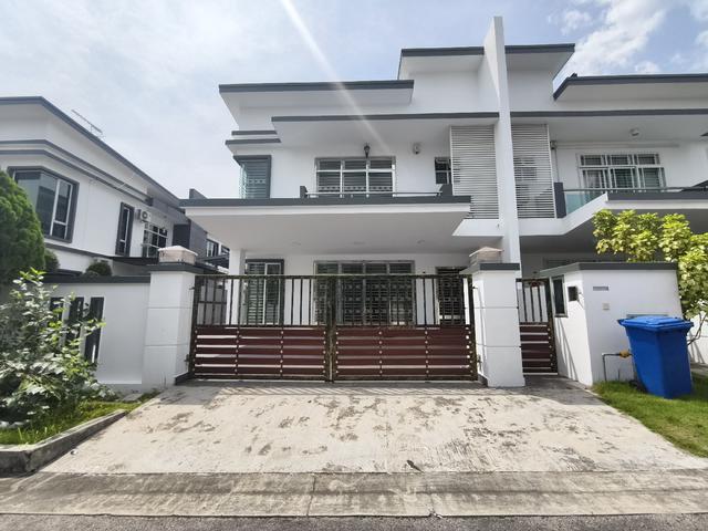 Senibong villa semiD direct owner of rent