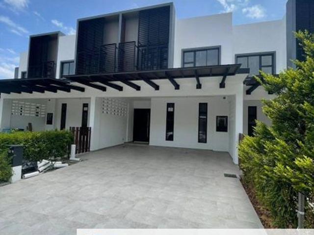 Senibong Cove Waterway Residences